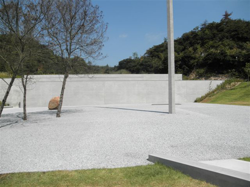 直島 安藤忠雄の美術館めぐり