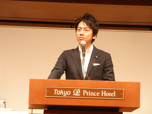 小泉進次郎モーニングセミナー。