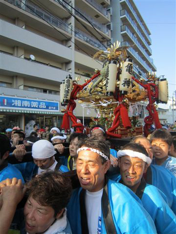 今年の亀ヶ岡神社祭礼